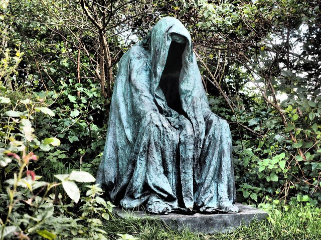body_depressed_statue_cemetery.jpg